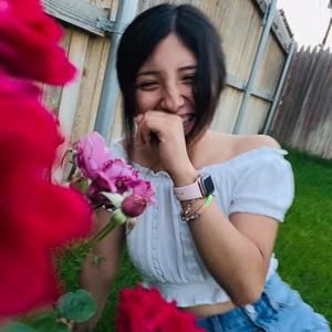 Meet your Posher, Keydi